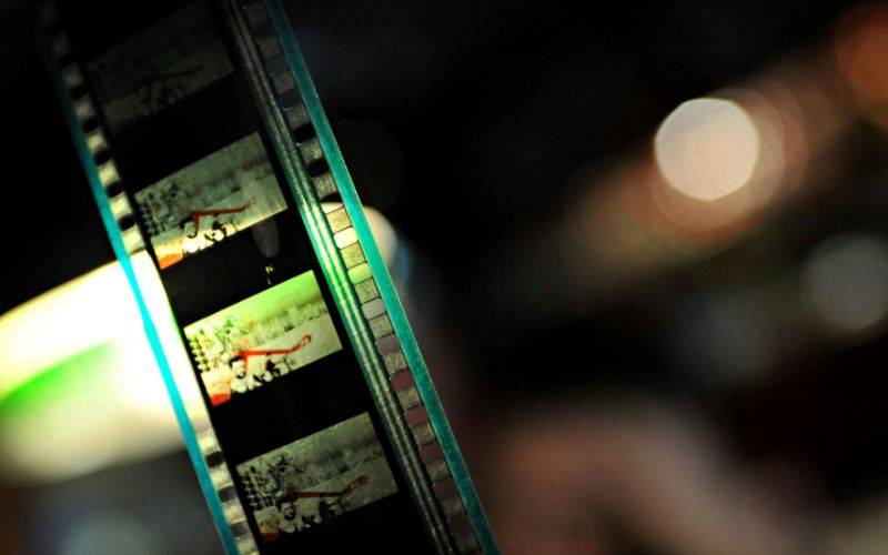 Rollo de celuloide recuperado de Amores Perros con escenas inéditas restauradas y preservadas por la UNAM.